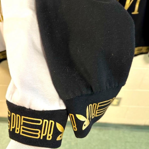 Play boy hoodies - Picture 3 of 3